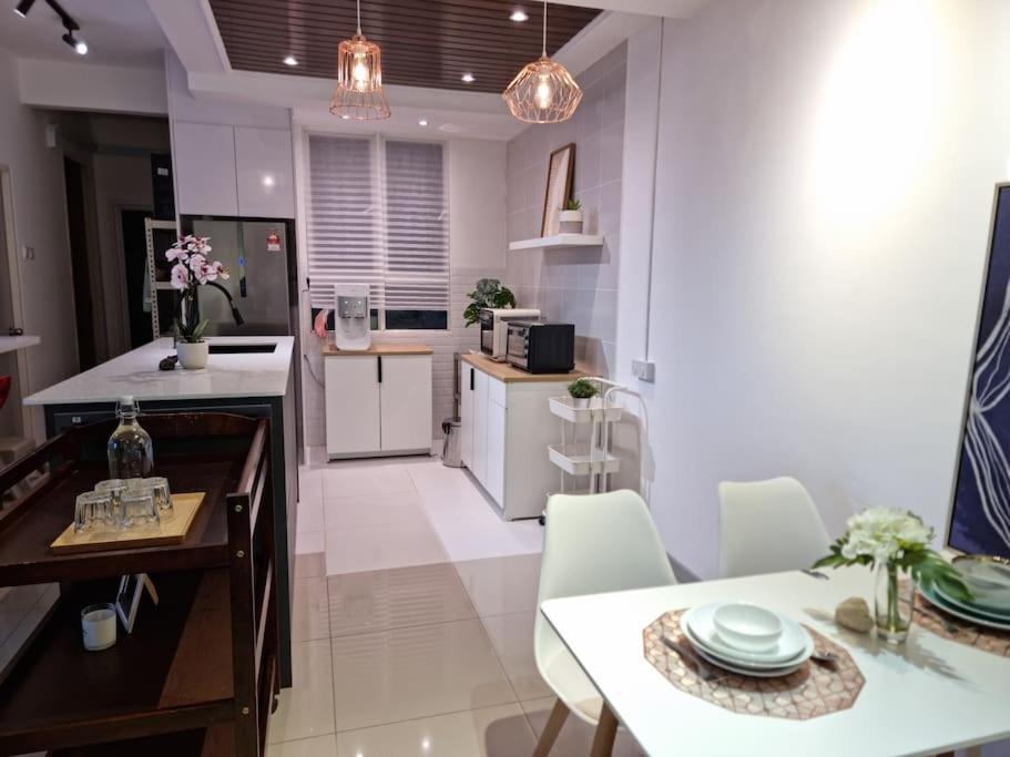 The Cotton Bleu Homestay Kuala Terengganu Eksteriør bilde